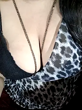 Snapshot of Beautyy38 chatting on 23, 4, 2026 Beautyy38 online show from 23, 4, 2026