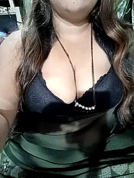 Snapshot of Beautyy38 chatting on 3, 5, 2026 Beautyy38 online show from 3, 5, 2026
