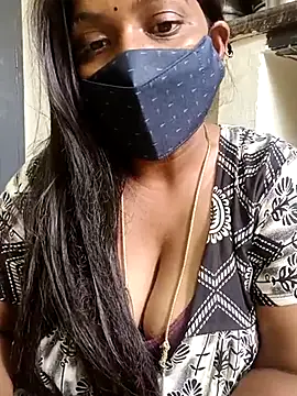 Snapshot of Renuma chatting on 12, 2, 2025 Renuma online show from 12, 2, 2025