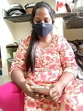 Snapshot of Renuma chatting on 18, 2, 2025 Renuma online show from 18, 2, 2025