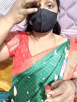 Snapshot of Renuma chatting on 26, 11, 2025 Renuma online show from 26, 11, 2025