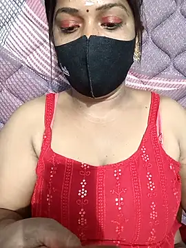 Snapshot of Renuma chatting on 13, 3, 2026 Renuma online show from 13, 3, 2026