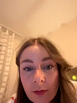 Joanachupa online show from 20, 12, 2025