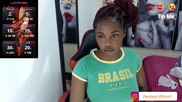 Snapshot of zendaya_wilson chatting on 4, 3, 2025 zendaya wilson online show from 4, 3, 2025