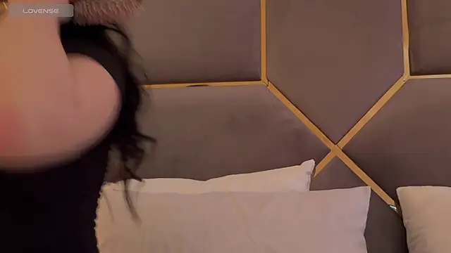 MENNDI online show from 23, 4, 2026