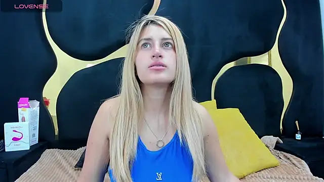 Snapshot of GiaRoussel chatting on 19, 2, 2026 GiaRoussel online show from 19, 2, 2026