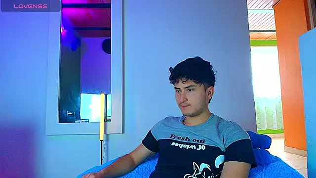 santyago taylor online show from 27, 11, 2025