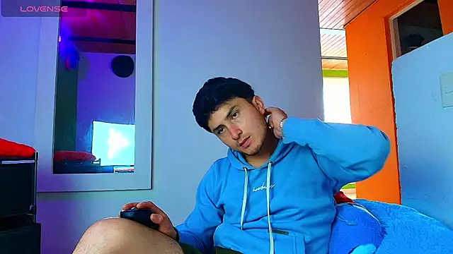 santyago taylor online show from 2, 12, 2025