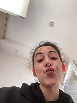 Snapshot of m1999m1 chatting on 25, 3, 2026 m1999m1 online show from 25, 3, 2026