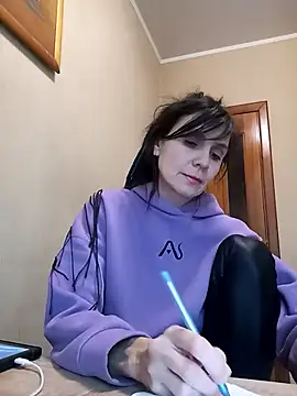 Francenia lolis online show from 2, 12, 2025