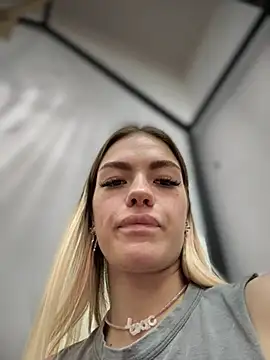 -Sexy Barbie- online show from 1, 3, 2025