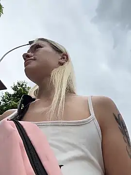 -Sexy Barbie- online show from 18, 12, 2025