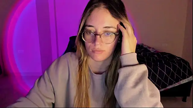 atenas 05  online show from 11, 11, 2025