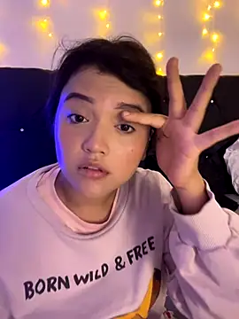 Snapshot of alisson_carolina73 chatting on 20, 11, 2025 alisson carolina73 online show from 20, 11, 2025