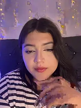 Snapshot of alisson_carolina73 chatting on 27, 11, 2025 alisson carolina73 online show from 27, 11, 2025