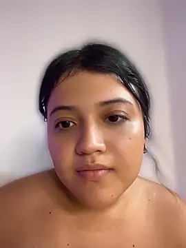 Snapshot of alisson_carolina73 chatting on 10, 5, 2026 alisson carolina73 online show from 10, 5, 2026