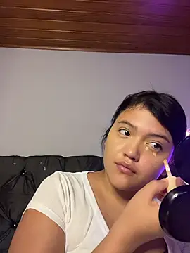 Snapshot of alisson_carolina73 chatting on 10, 7, 2026 alisson carolina73 online show from 10, 7, 2026