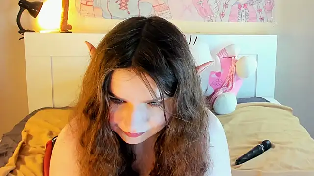 kuraii1  online show from 21, 12, 2024