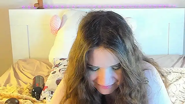 kuraii1  online show from 19, 1, 2025