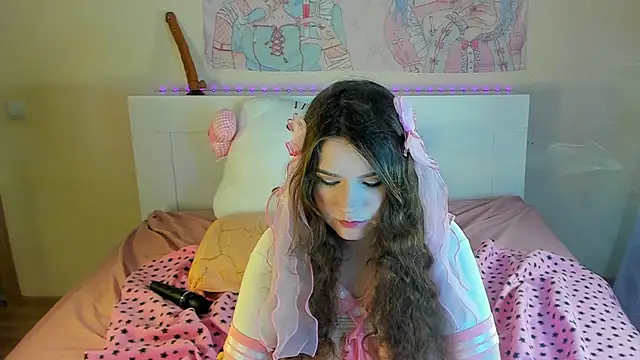 kuraii1  online show from 6, 3, 2025