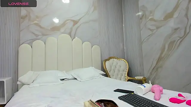 Carohorny4u online show from 7, 3, 2025