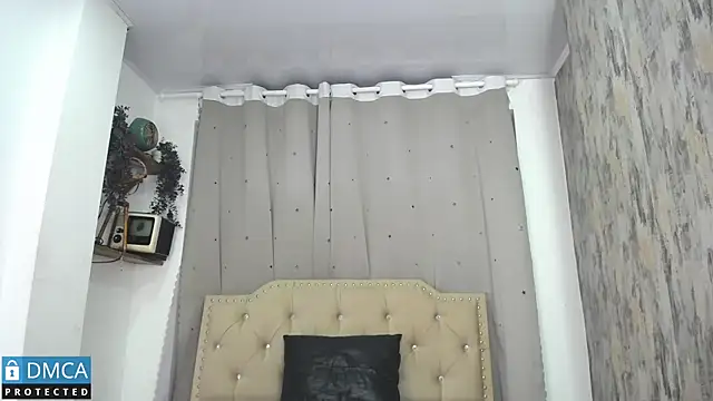 CataFox  online show from 7, 3, 2025