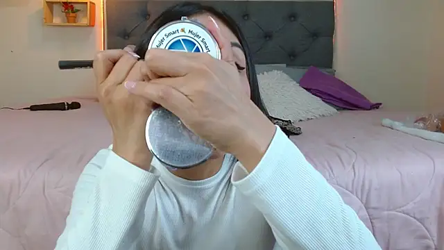 mia aira online show from 23, 11, 2025