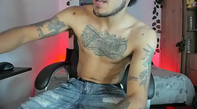 Snapshot of mikee_scooth chatting on 25, 2, 2025 mikee scooth online show from 25, 2, 2025