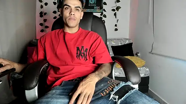 Snapshot of mikee_scooth chatting on 21, 9, 2025 mikee scooth online show from 21, 9, 2025