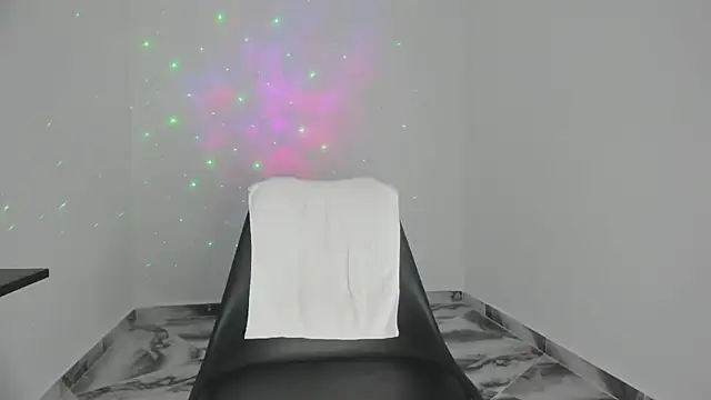 mikee scooth online show from 5, 11, 2025