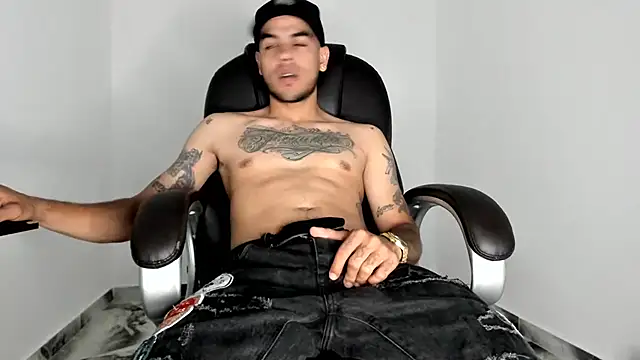 mikee scooth online show from 26, 7, 2026