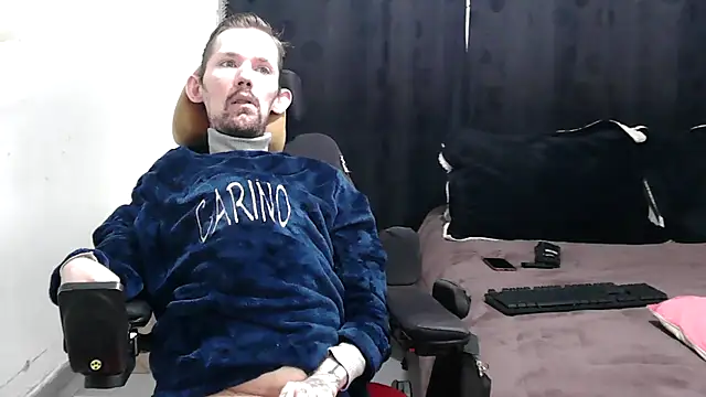 Snapshot of Sophia_and_Thomas chatting on 27, 2, 2025 Sophia and Thomas online show from 27, 2, 2025