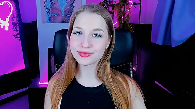 Snapshot of CuteMousee chatting on 8, 12, 2024 CuteMousee online show from 8, 12, 2024