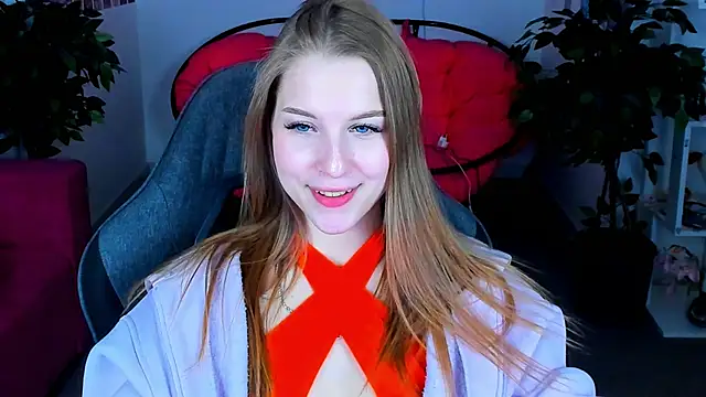 Snapshot of CuteMousee chatting on 24, 12, 2024 CuteMousee online show from 24, 12, 2024