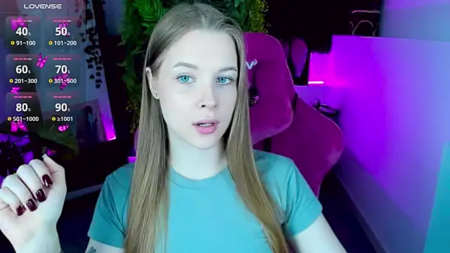 CuteMousee online show from 17, 7, 2026