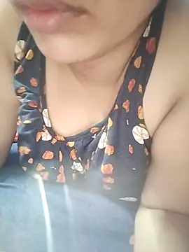 Snapshot of Priya-bhabi012 chatting on 6, 6, 2026 Priya-bhabi012 online show from 6, 6, 2026