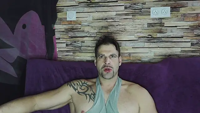 XxBigboybandxX online show from 25, 1, 2025