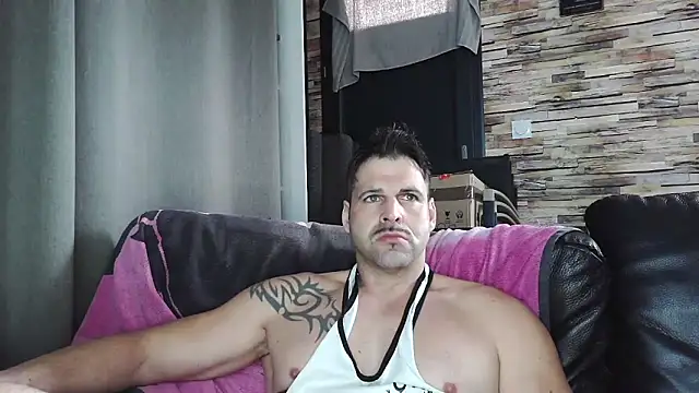 XxBigboybandxX online show from 1, 2, 2026