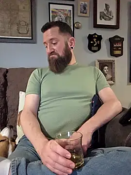 Icebearsticlese online show from 3, 4, 2026