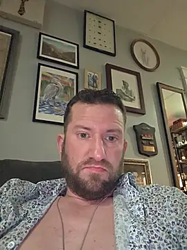 Snapshot of Icebearsticlese chatting on 5, 6, 2026 Icebearsticlese online show from 5, 6, 2026
