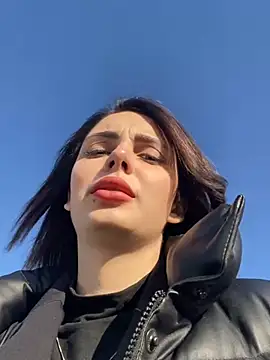 SandraCarter online show from 11, 1, 2025