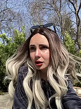 SandraCarter online show from 13, 3, 2025