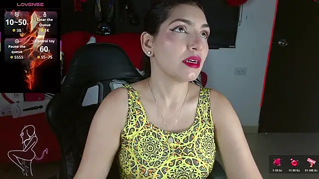 Snapshot of Carolaine69_ chatting on 12, 5, 2026 Carolaine69 online show from 12, 5, 2026