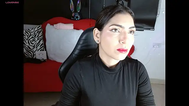 Snapshot of Carolaine69_ chatting on 18, 7, 2026 Carolaine69 online show from 18, 7, 2026
