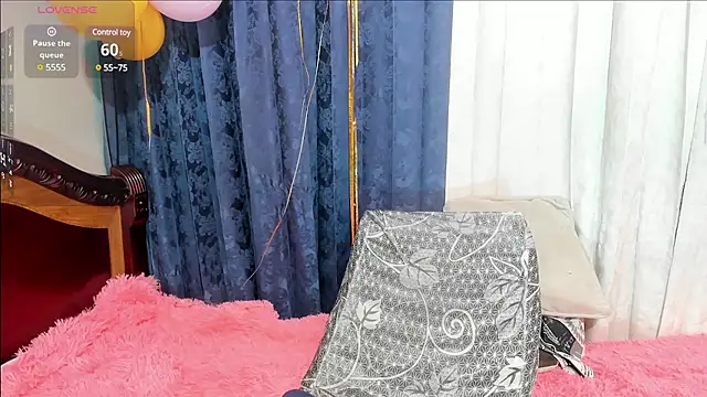 Rachel Dubois online show from 6, 2, 2025