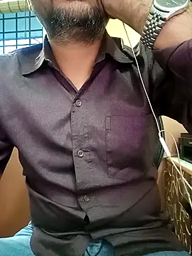 Snapshot of daddy_indian chatting on 2, 12, 2024 daddy indian online show from 2, 12, 2024