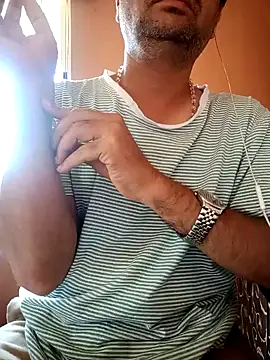 Snapshot of daddy_indian chatting on 4, 2, 2025 daddy indian online show from 4, 2, 2025