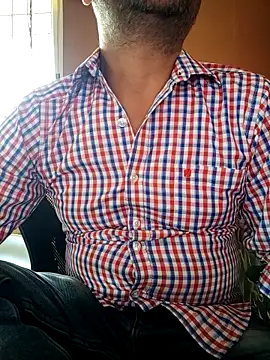 Snapshot of daddy_indian chatting on 4, 3, 2025 daddy indian online show from 4, 3, 2025