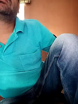 Snapshot of daddy_indian chatting on 5, 3, 2025 daddy indian online show from 5, 3, 2025