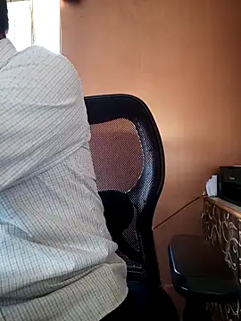 Snapshot of daddy_indian chatting on 19, 3, 2025 daddy indian online show from 19, 3, 2025